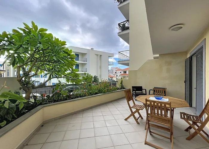 Judite By Atlantic * Santa Cruz (Madeira)